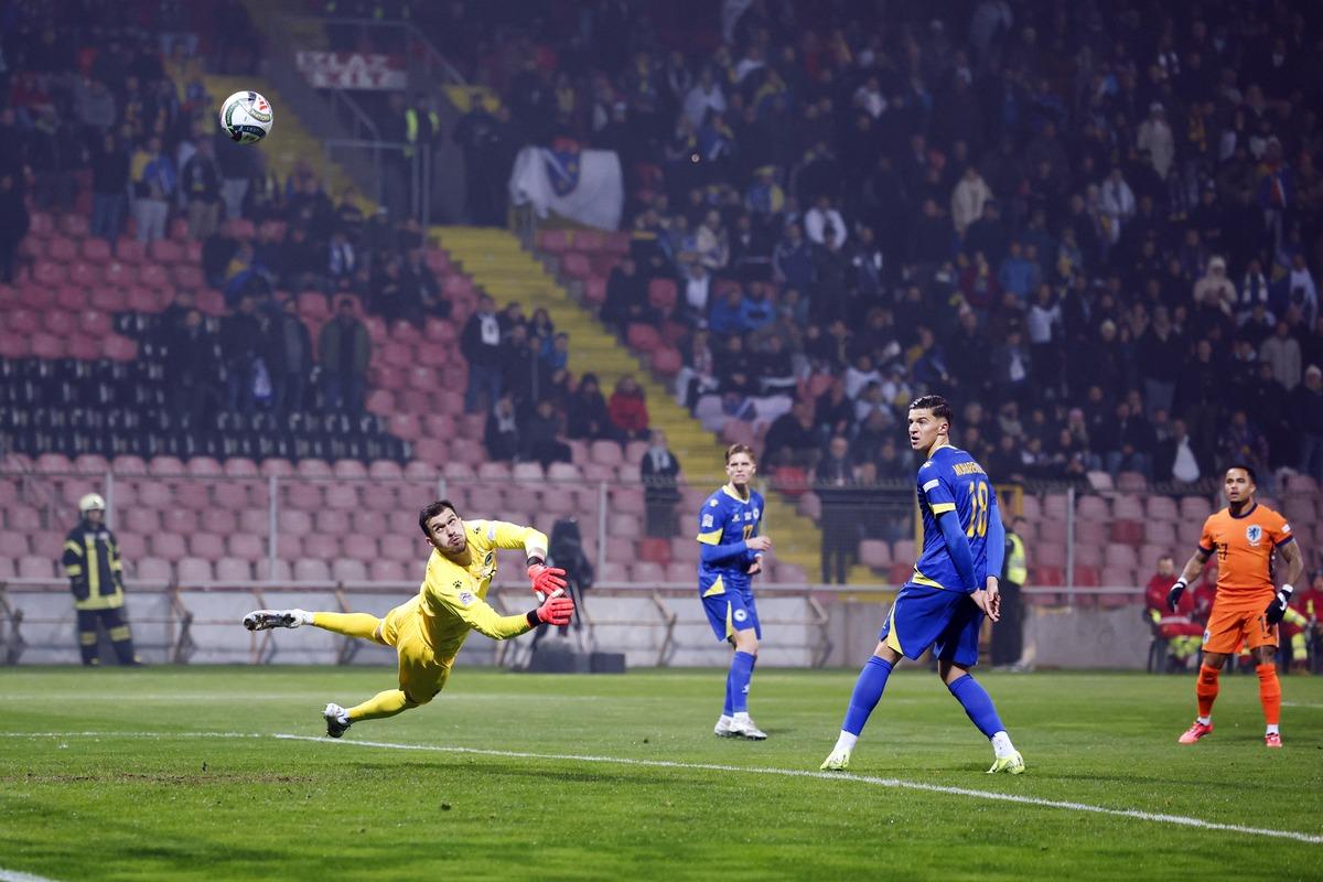 变比赛的走 变比赛的走